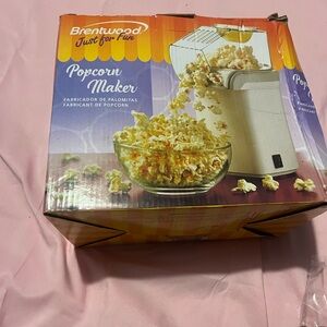 Brentwood Popcorn Maker - White Popper